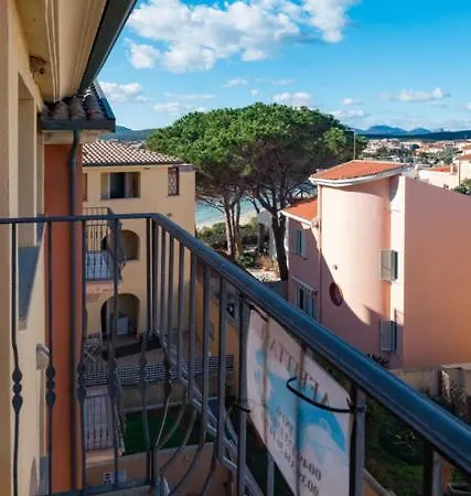 Delfino 阿兰奇湾城